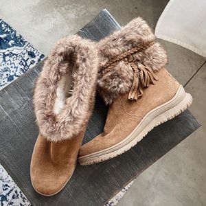 NEW MINNETONKA MOCS